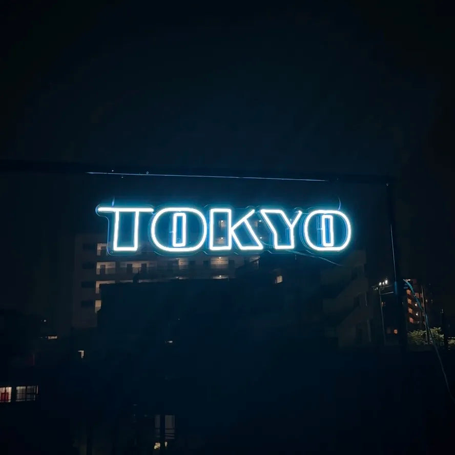 TOKYOのネオンサイン看板