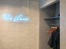 Load image into Gallery viewer, ネオンサイン Vis Fleur 美容室