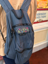 Load image into Gallery viewer, リュックにつけた「まっちゃん」光ワッペン