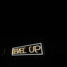 Load image into Gallery viewer, level upのネオンサイン