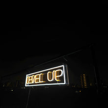 Load image into Gallery viewer, level upのネオンサイン