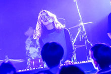 画像をギャラリービューアに読み込む, バンド【はいた雨粒】メンバー1