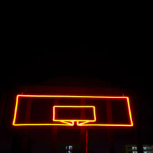 画像をギャラリービューアに読み込む, バスケットゴールを描いたオレンジ色ネオンサイン