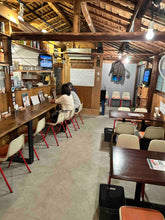 画像をギャラリービューアに読み込む, カレーインド坂田 店内2