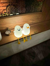 画像をギャラリービューアに読み込む, ガリネット店内 可愛い鳥のライト