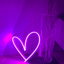 Load image into Gallery viewer, 紫のハートのネオンサイン