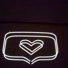 画像をギャラリービューアに読み込む, いいね!のネオンサイン