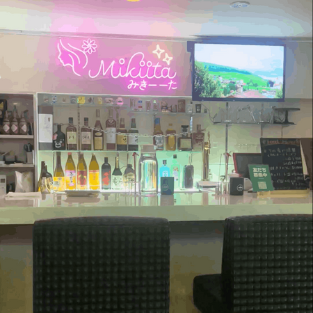 Dramatically increase customer numbers at your hotel bar! SHIBUYA STREAM HOTEL ☓ Neon sign