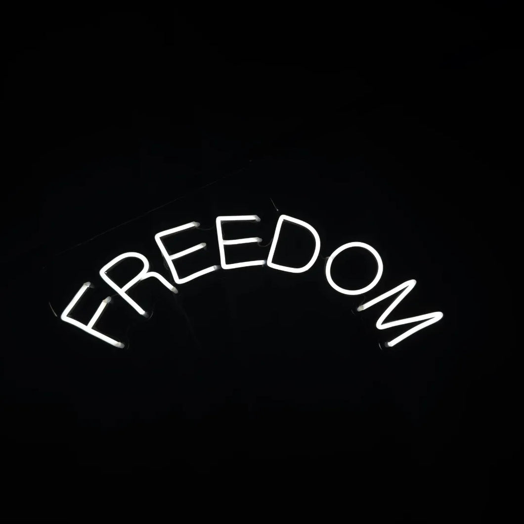 FREEDOMのネオンサイン
