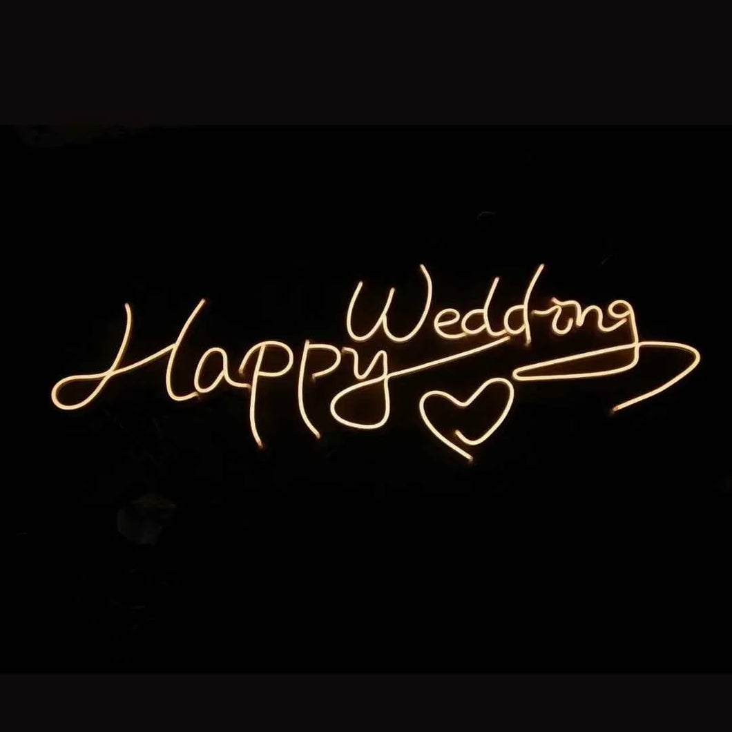 Happy Weddingの文字ネオンサイン