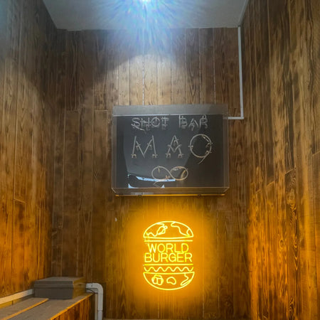 Dramatically increase customer numbers at your hotel bar! SHIBUYA STREAM HOTEL ☓ Neon sign